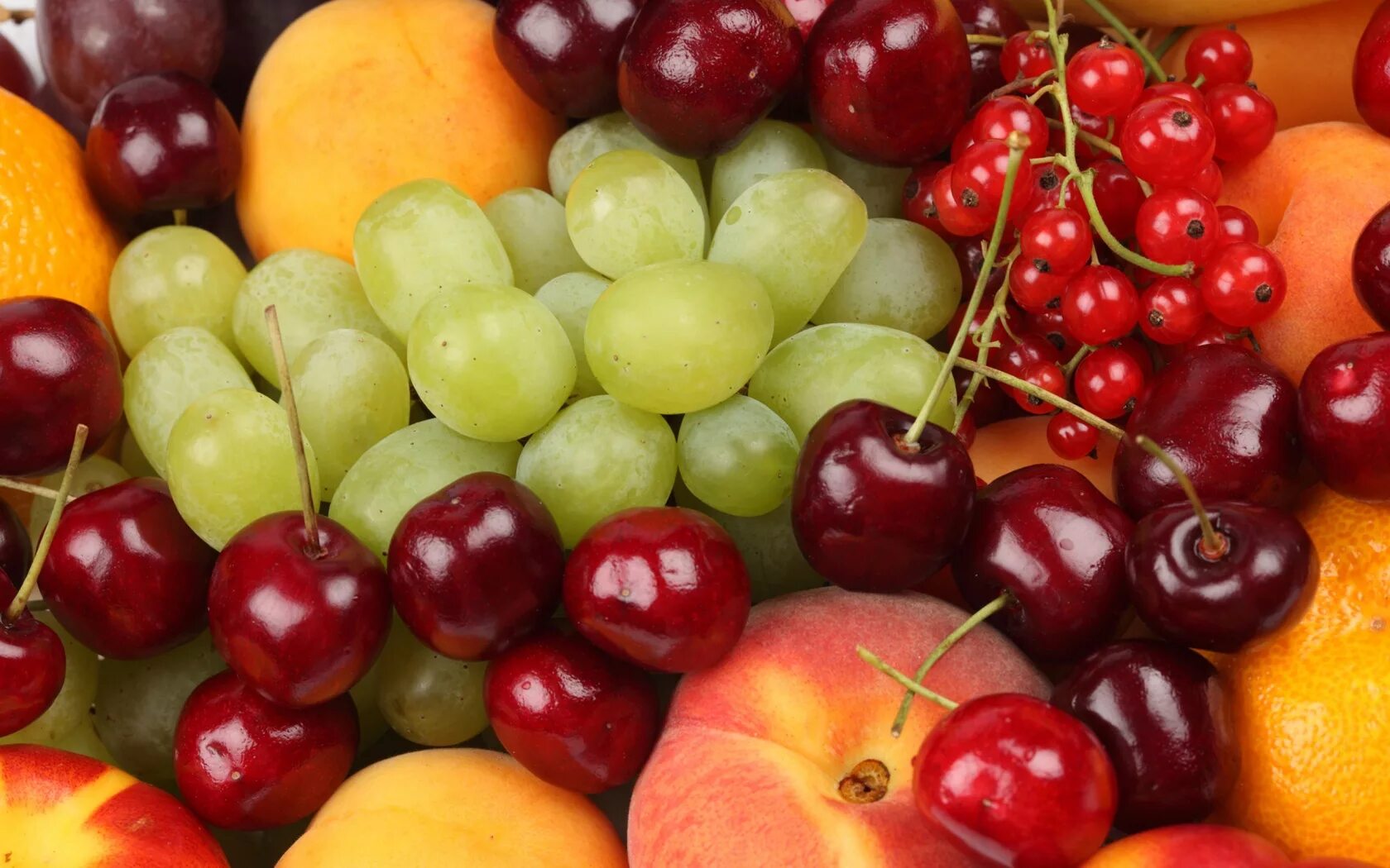 Овощи плоды и ягоды. Фрукты и ягоды. Красивые фрукты. Картинки на рабочий стол фрукты и ягоды. Сочные фрукты.