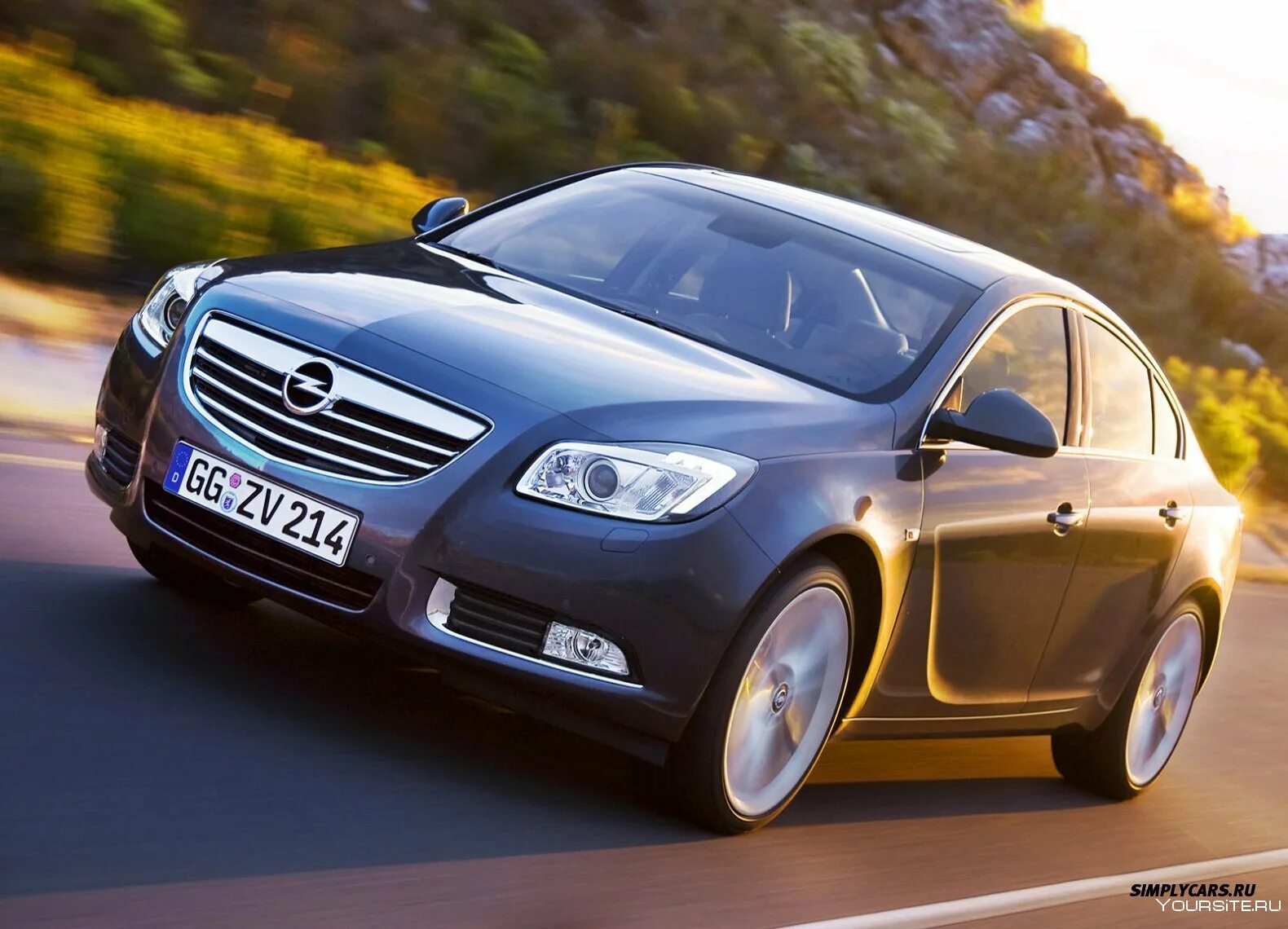 Gm купить опель. Opel-Insignia-2008-2017. Opel Insignia Saloon. Опель фотомодель Модельный ряд Инсигния. Опель 22.