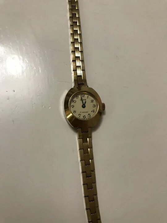 Часы заря 17 камней. Часы заря 17 камней женские золотые. Часы заря 17 камней мужские. Советские часы заря 17 камней противоударные. Часы заря 17.