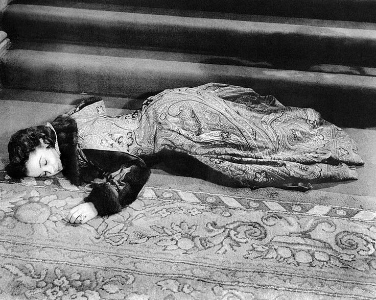 Наполеон на смертном одре. Действительно ли мертвые. Post mortem викторианской эпохи. Действительно ли мертвые. Действительно ли мертвые.
