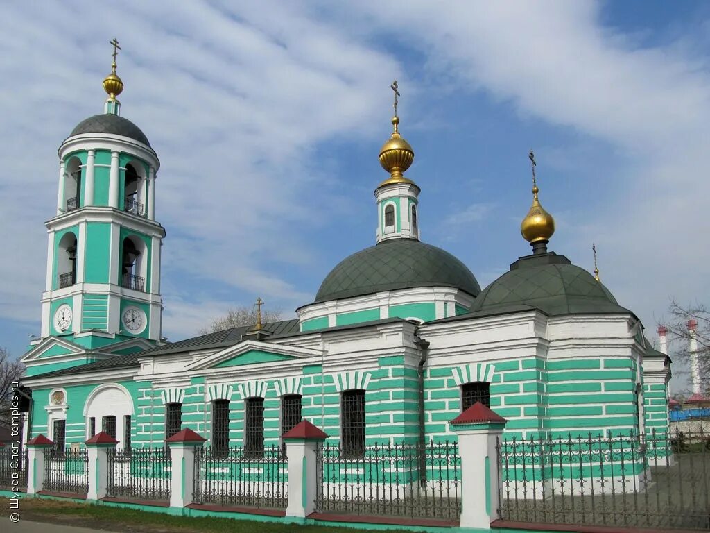 храм троицы в карачарово. храм троицы в карачарово. храм живоначальной троицы рязанский проспект. церковь троицы живоначальной в карачарове, москва. храм живоначальной троицы рязанский проспект.