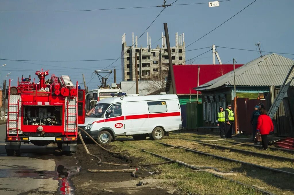 Сирена в омске сегодня. Пожар в Омске сейчас. Пожар в Омске сегодня. Пожар в Омске сегодня в Новоалександровске. Пожар в Омске сегодня утром.