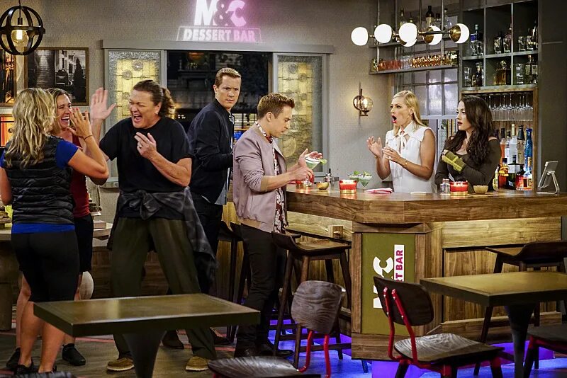Мои братья на мели. Мои братья на мели. 2 broke girls. Две девицы на мели мисси пайл. Мажоры на мели — русский трейлер (2021).