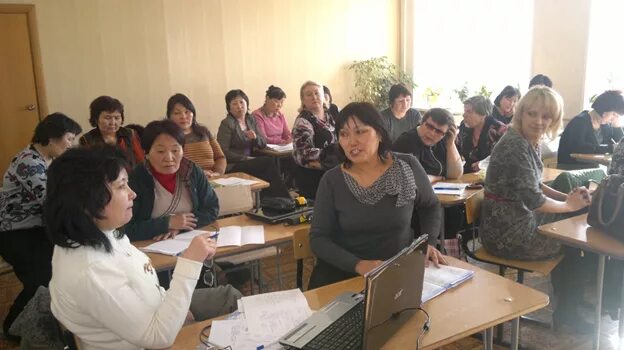 школа 12 г кызыла. 3 школа республики тыва. 17 школа город кызыл. 17 школа кызыл. мбоу сош 2 школа кызыл.