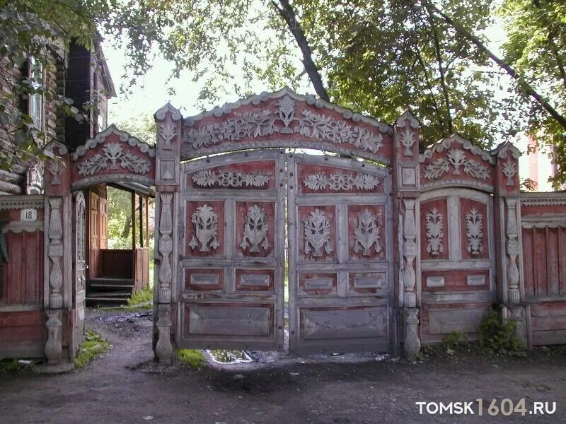 Соляная пещера ленинск кузнецкий. Томские дворики деревянные. Соляная пещера героев панфиловцев. Соляная пещера солти ростов на дону. Солевая пещера.