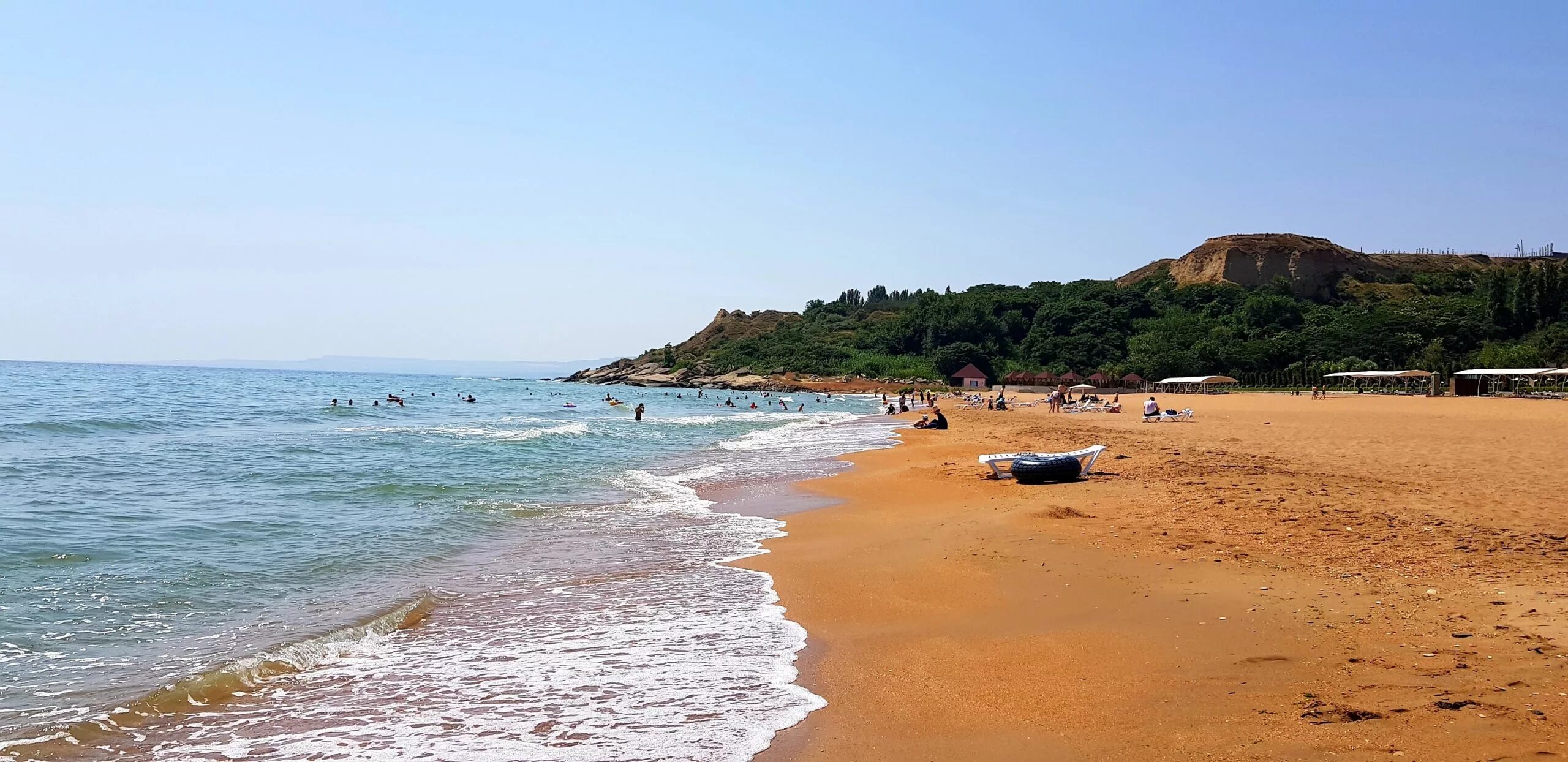 Республика дагестан каспийск пляж. Дагестан море пляж. Каспийское море избербаш пляж. Республика дагестан каспийск пляж. Пляж лагуна каспийск.