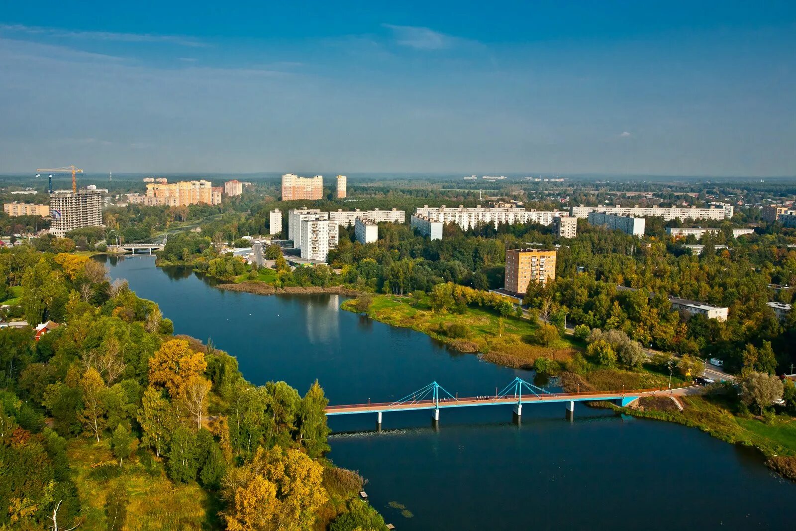 Город Пушкин Московская область. Река Серебрянка в Пушкино. Пушкино Московская область река Серебрянка. Пушкино центр города.