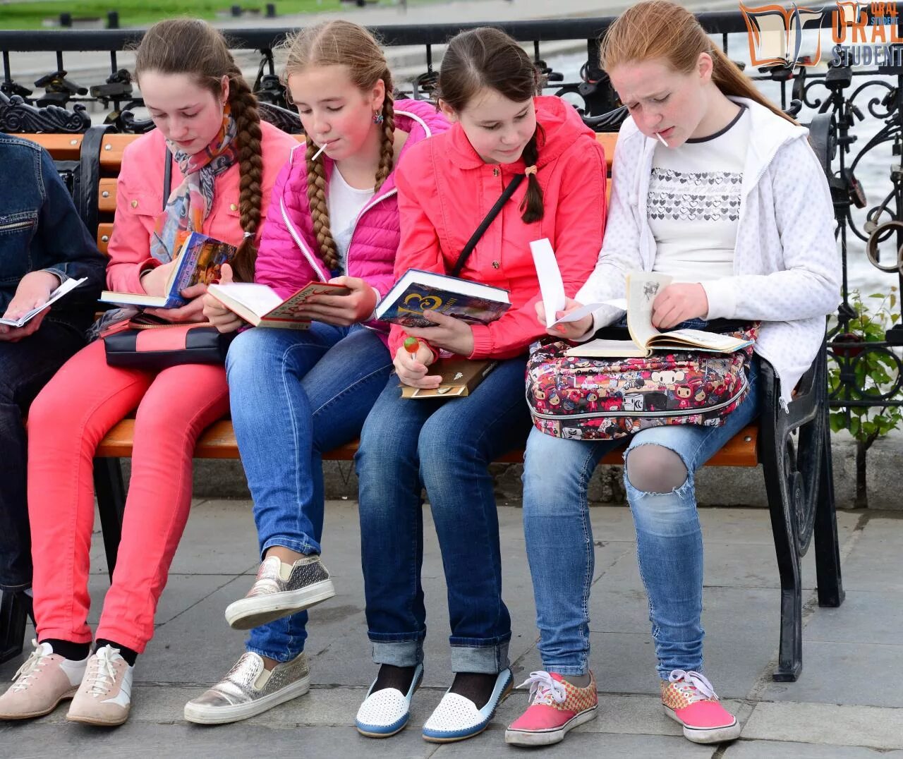 Молодежные общественные объединения. Радость и веселье. Красивая молодежь. Где молодежь. Молодежные идеи.