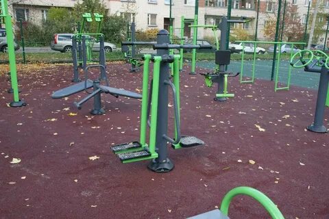 Уличная тренажерная площадка