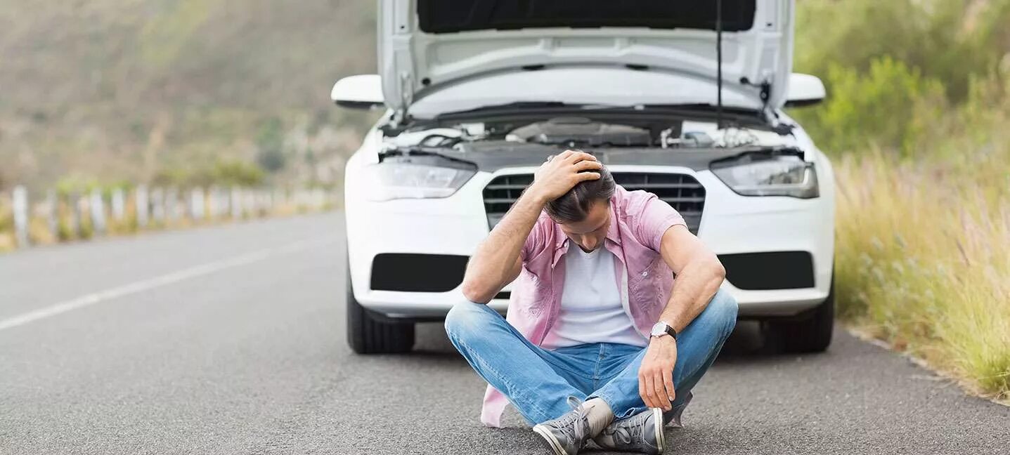 My car breaks down. Поломка автомобиля на дороге. Неисправный автомобиль. Машина сломалась. Сломалась машина на дороге.