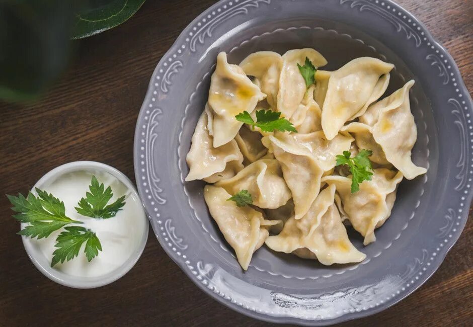 Вареники с капустой и грибами. Подкогыльо марийские пельмени. Марийская кухня подкогыльо. Национальное блюдо марийцев подкогыльо. Треугольные вареники.