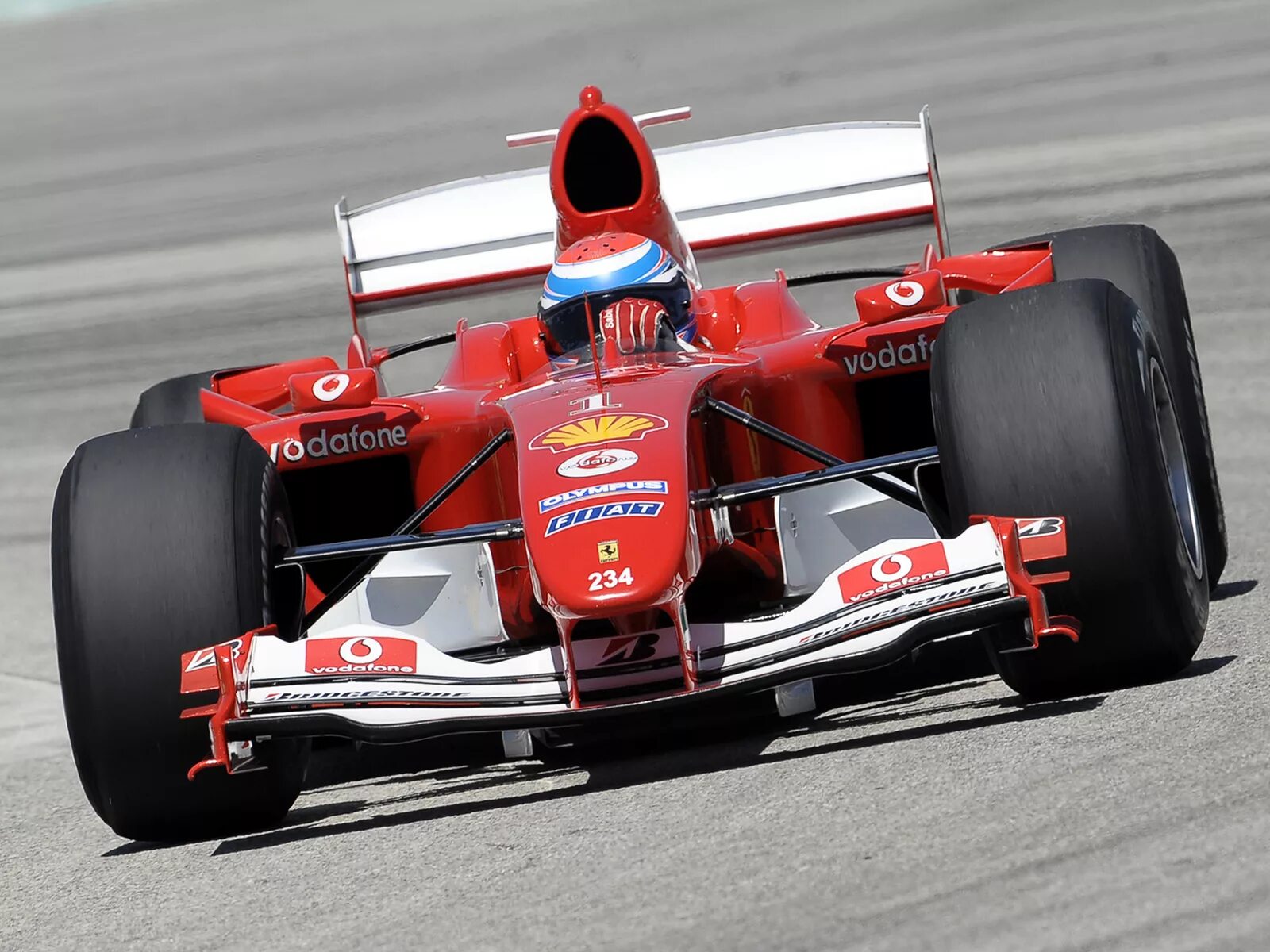 Формулы 1 5 класс. Ferrari f1 2004. Болид Ferrari 2004. F1 Ferrari f2004. Феррари 2004 формула 1.