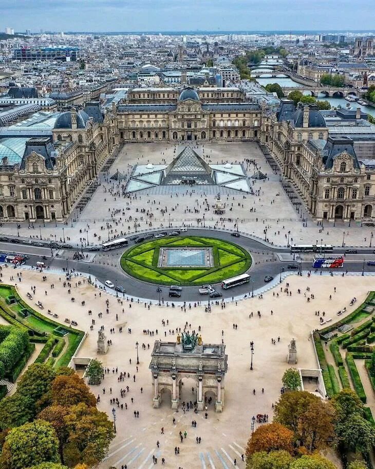 Франция Лувр. Музеи. Лувр. Париж. Музей Лувр в Париже (Франция).. Королевский дворец Лувр в Париже.
