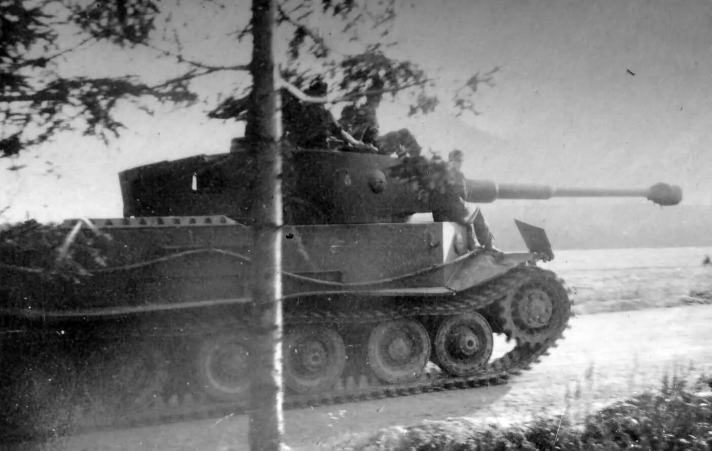 Тигр 1 п. Тигр Порше танк. Vk4501 p тигр Порше. Немецкий танк тигр "Порше". Tiger 1 Porsche.