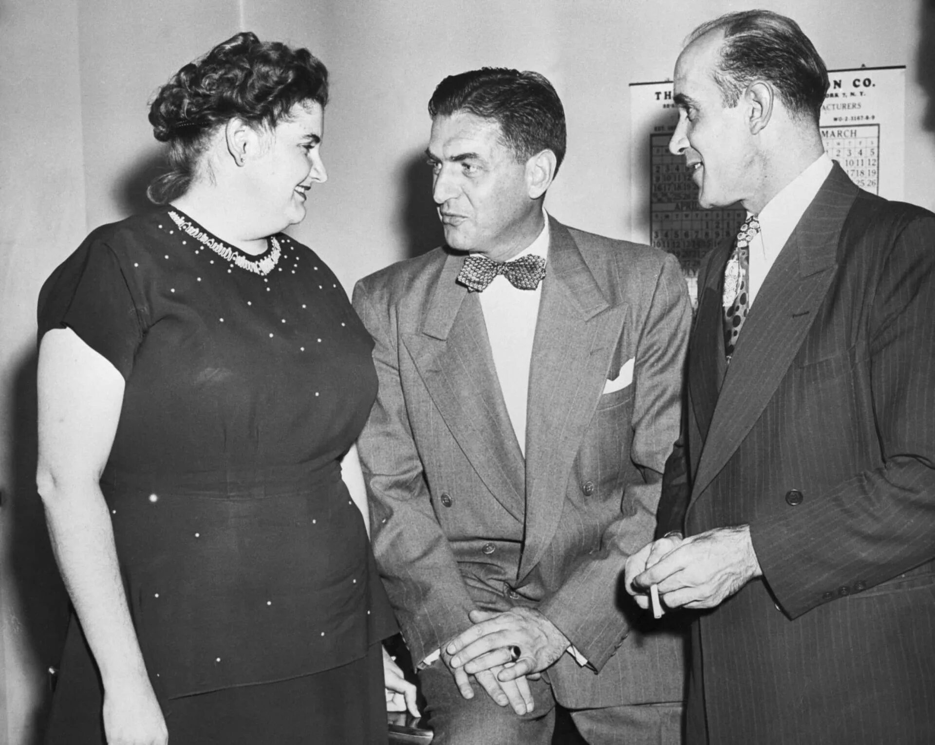 Марта бек и раймон мартинез фернандез. Раймон мартинез. Раймонд фернандес. Марту бек. Марту бек.