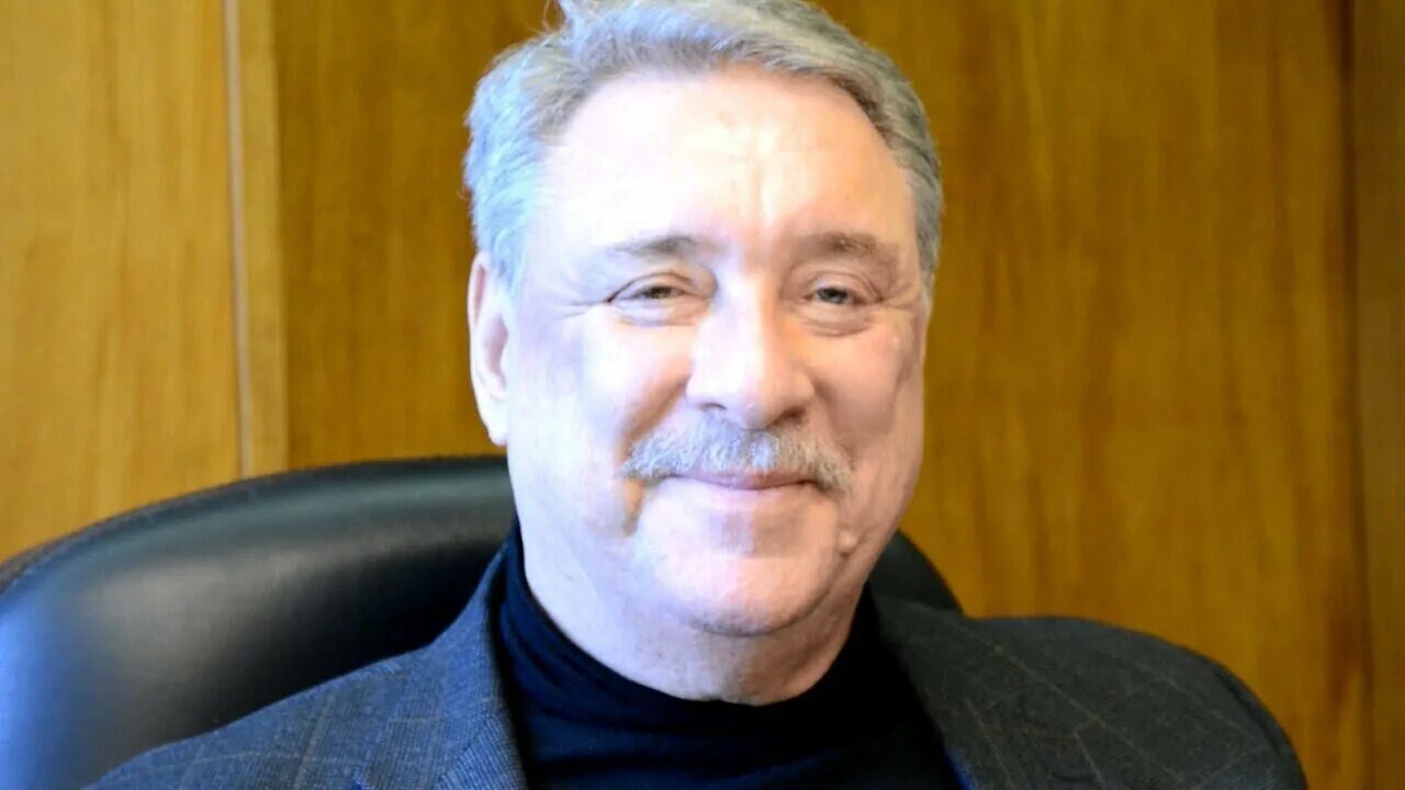 Главный врач 122. Валдай 122 клиническая больница. Главный врач 122. Главный врач мсч 9 омск. Реутов".