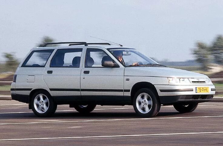 Lada 111 1.5 GTE 16V (VAZ 2111 Лaдa / ВАЗ 2111) peterolthof Flickr