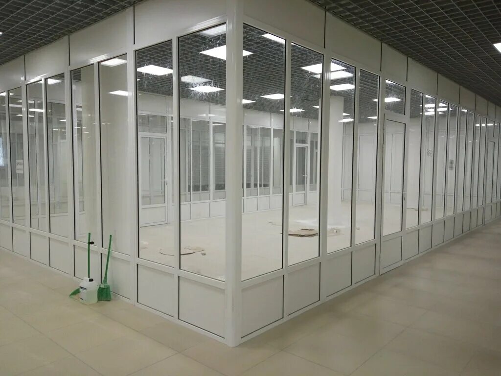 алюминиевые стеклянные перегородки. алюминиевые офисные перегородки “g60". стеклянные перегородки для офиса. перегородки из алюминиевых сплавов. перегородки из алюминиевых сплавов.