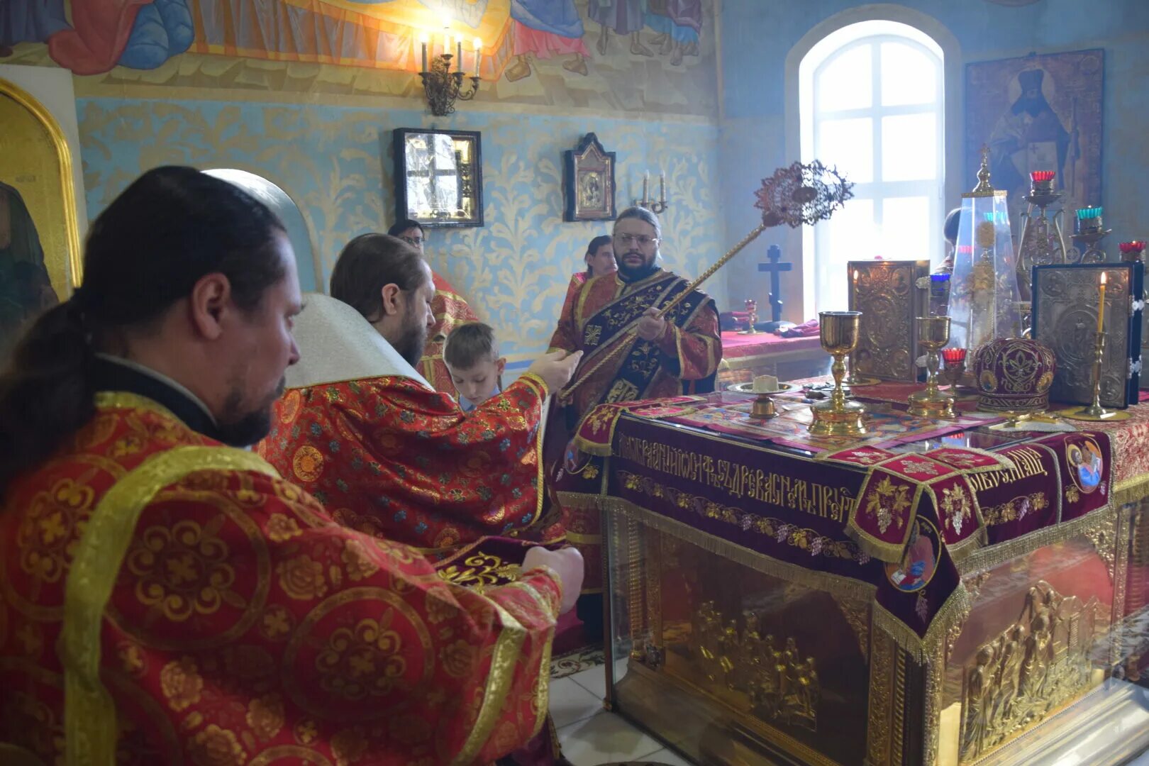 службы в храме в абакане