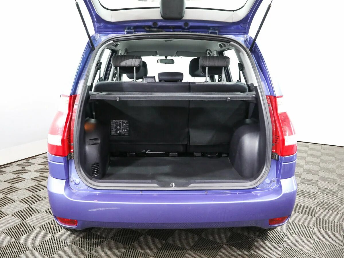 Hyundai matrix 1. хендай матрикс багажник. 6 багажник. Hyundai matrix 2008 салон багажник. хенде матрикс 2003 багажник.