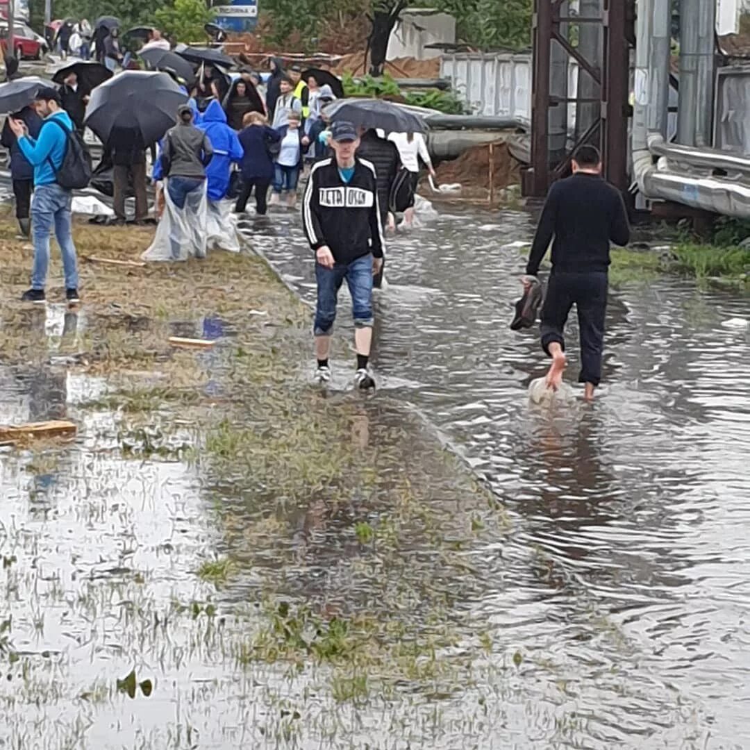 Сильный дождь сегодня. Потоп в Москве. Дождь в Москве. Москву затопило. Ливень в Москве.