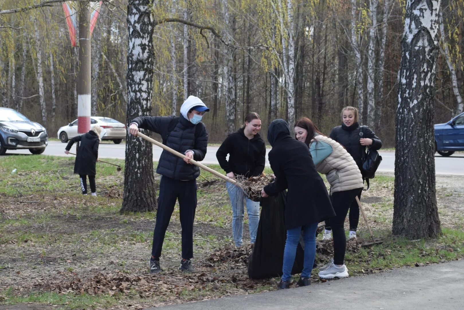 1 мая субботник. Субботники. субботник ульяновск. городской субботник.