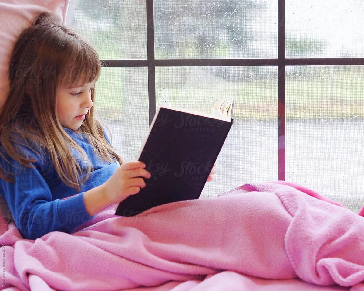 She s reading now. She reads books. Girl read book. She is reading a book. Girl is reading a book.