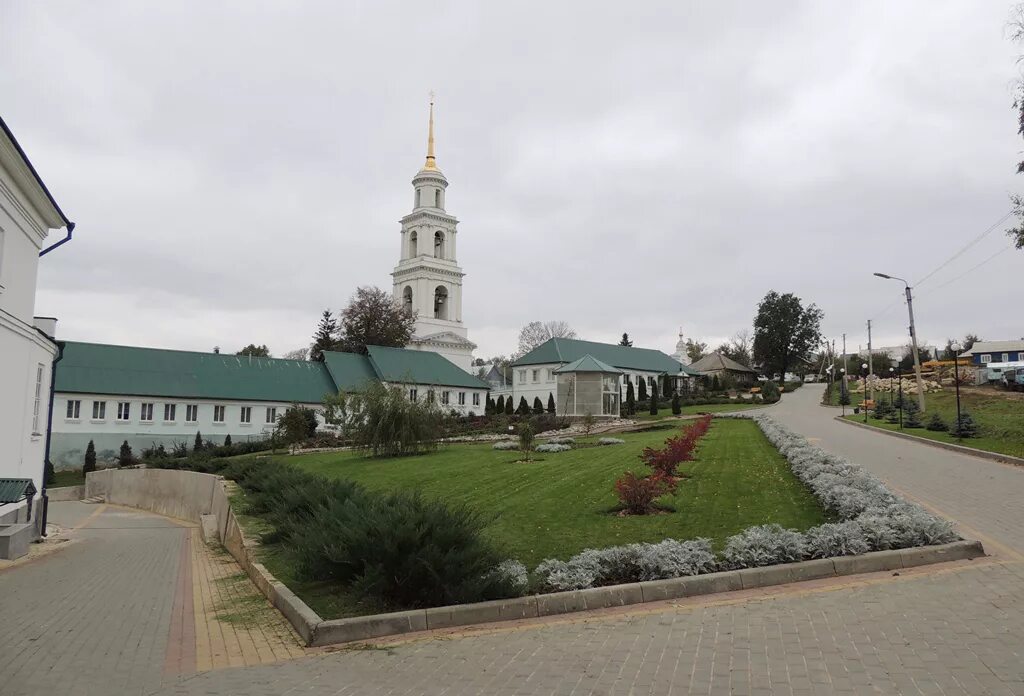 Знаменский монастырь сайт. Елецкий Знаменский женский монастырь. Знаменский женский монастырь Елец. Монастырь в Ельце Знаменский монастырь.