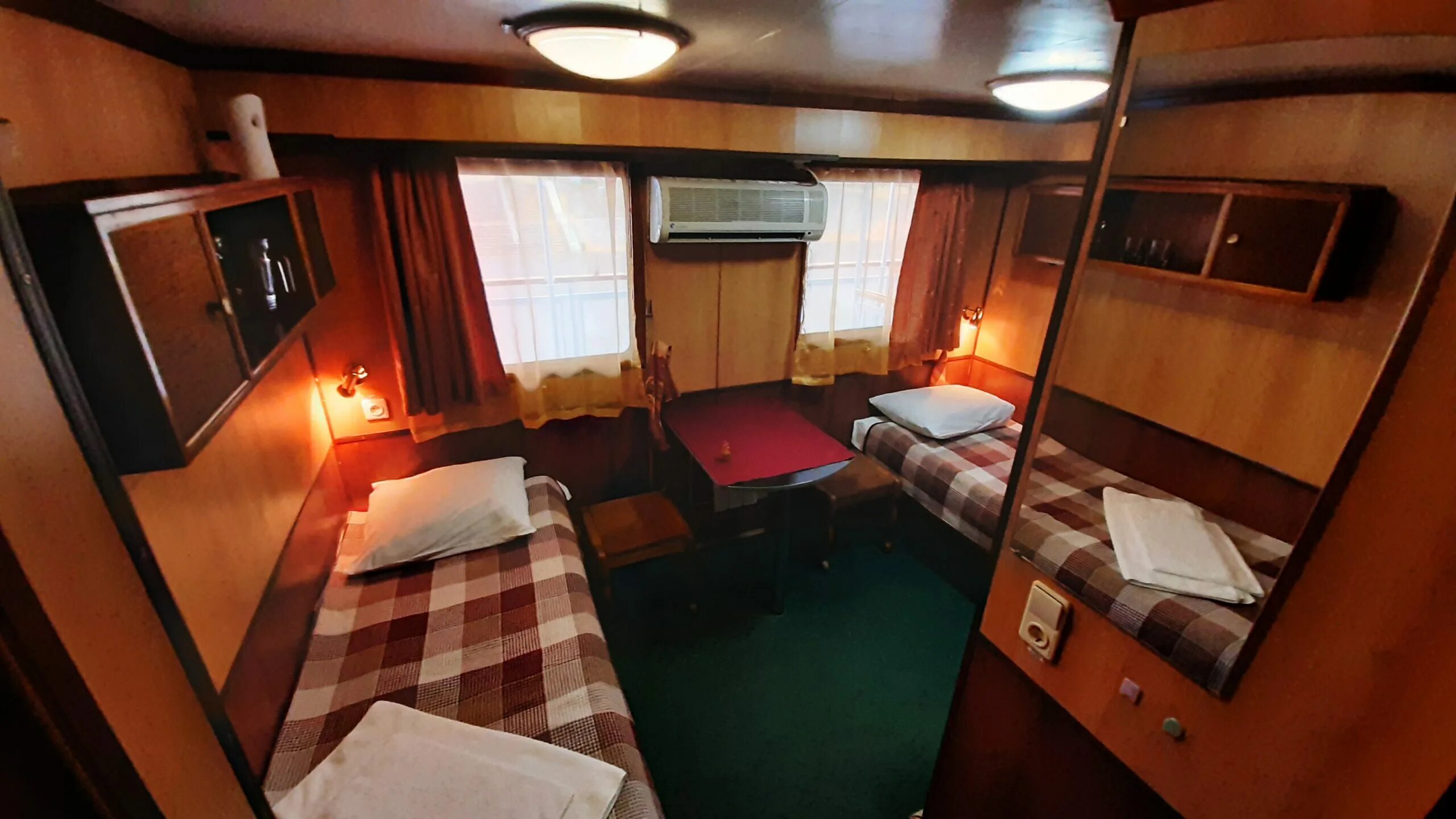 кутузов теплоход 2024. теплоход михаил кутузов каюты. тх михаил кутузов. теплоход михаил кутузов. тх михаил кутузов.