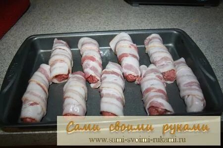 Рулетики из филе с беконом в духовке