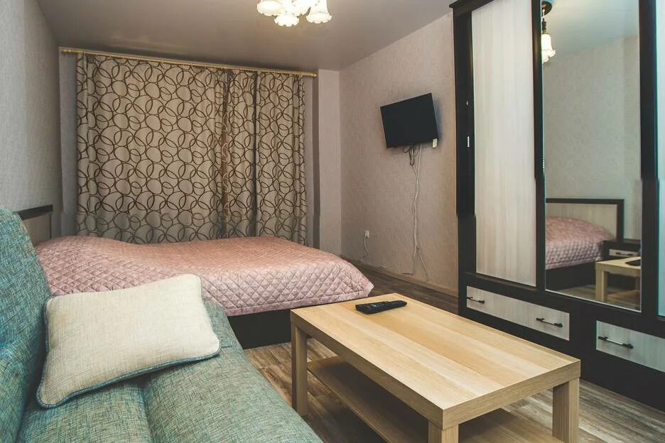 Квартира арсеньев. Красноярск квартиры с мебелью фото. Снять квартиру в арсеньеве на длительный срок. Снять квартиру в арсеньеве на длительный срок. Арсеньев сдача 1- комнатной квартиры.