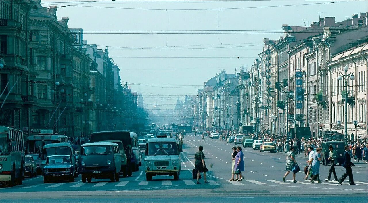 Россия в 80х. Ленинград 1980 Литейный проспект.