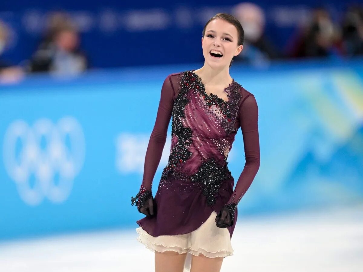 щербакова фигуристка. фигурное катание результаты произвольной женщины. камила валиева чемпионат европы 2022. результаты фигурного катания сегодня женщины произвольная программа. каори сакамото произвольная программа.