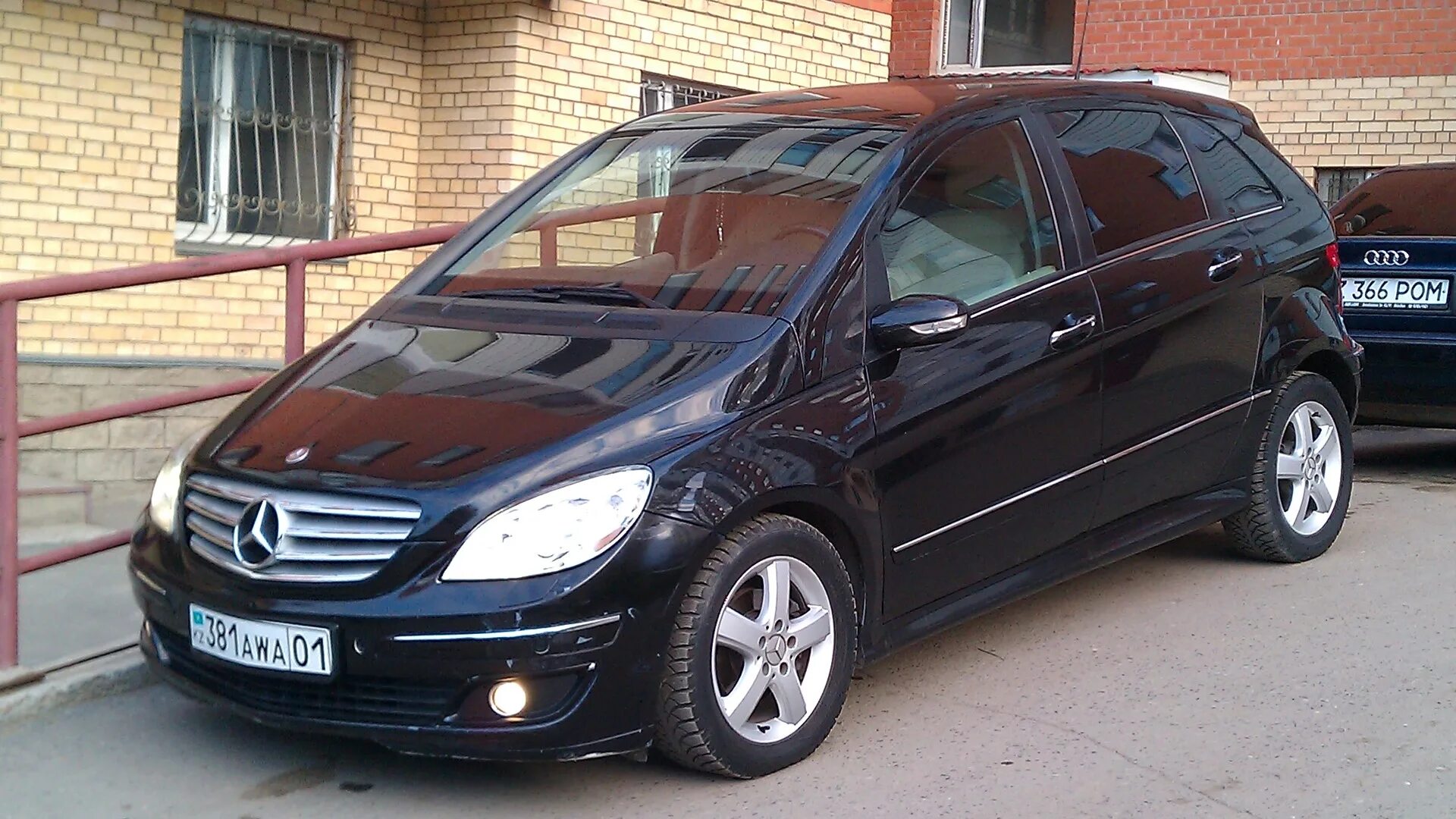 245 кузов. 245 кузов. Mercedes-benz b-klasse i w245 2005-2009. Mercedes benz b class w245. Премио 2003 год.