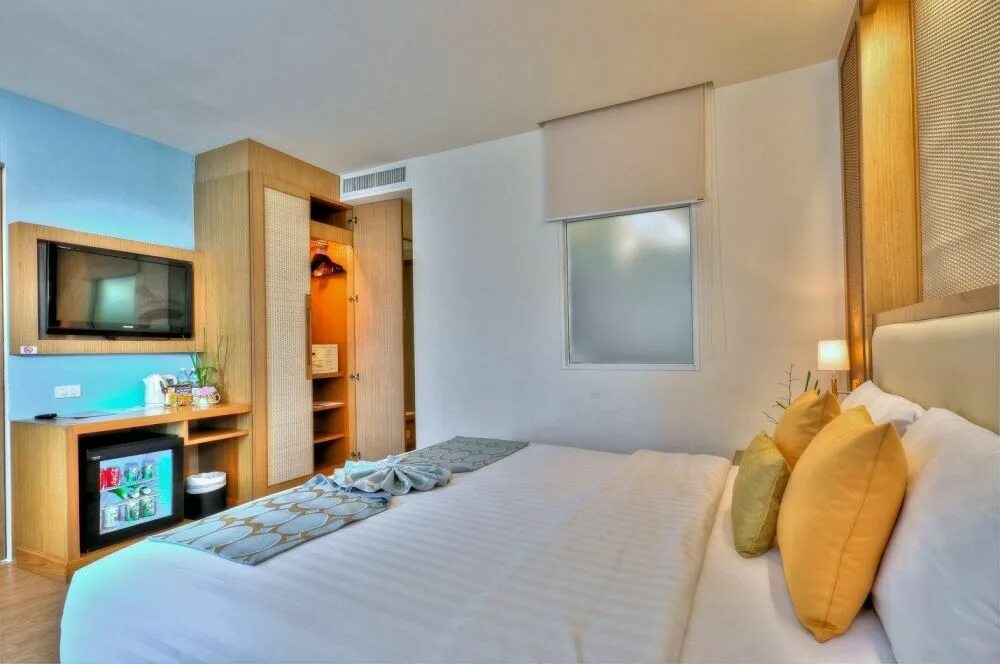 The ashlee plaza patong. Пхукет / пляж патонг. The ashlee plaza patong. The ashlee plaza patong hotel & spa (ex. Citin plaza patong) 3*.
