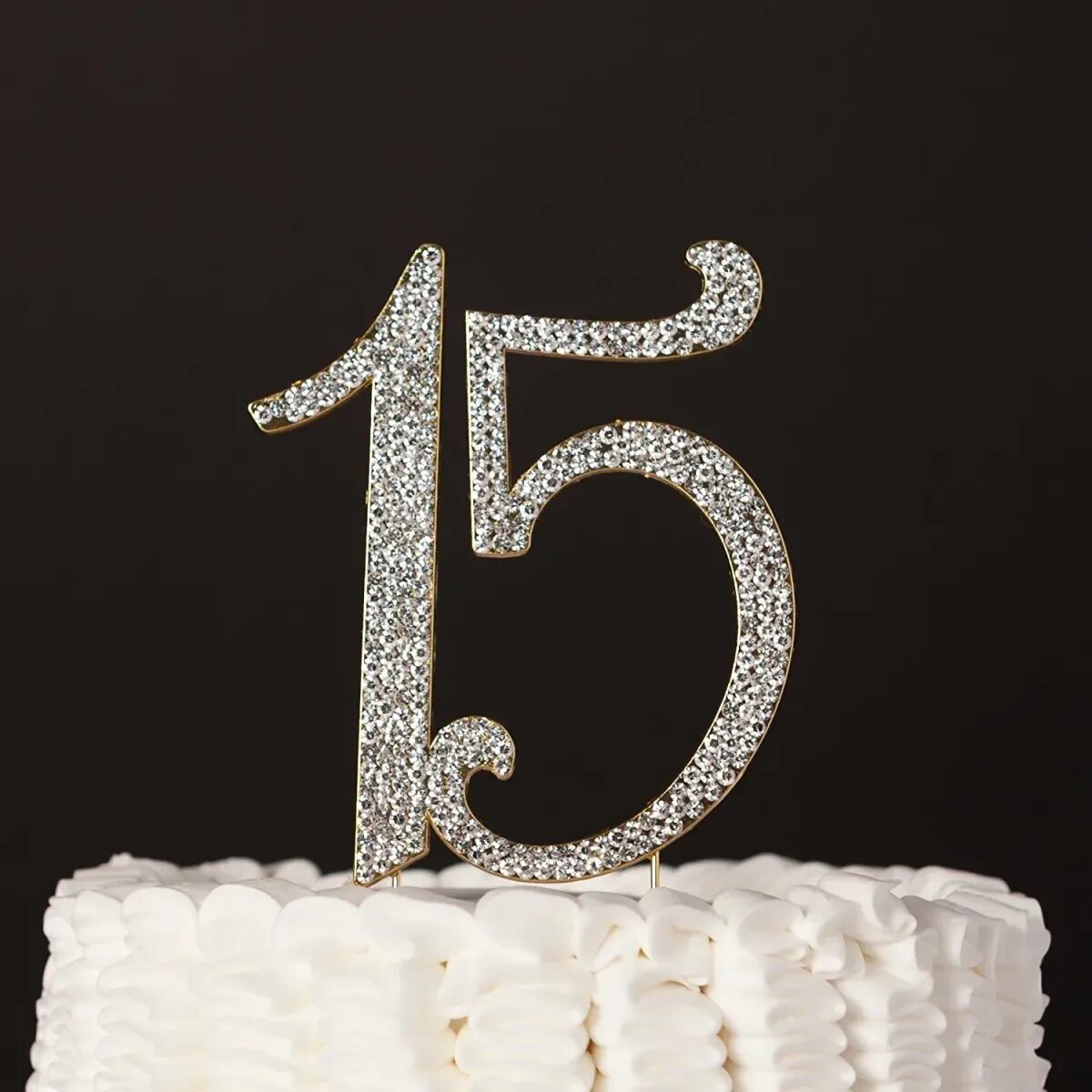 Поздравить сына с 15 летием. Торт на пятнадцатилетие. Поздравление с 15 летием. Красивые цифры на торт. Картинки с днём рождения 15 лет.