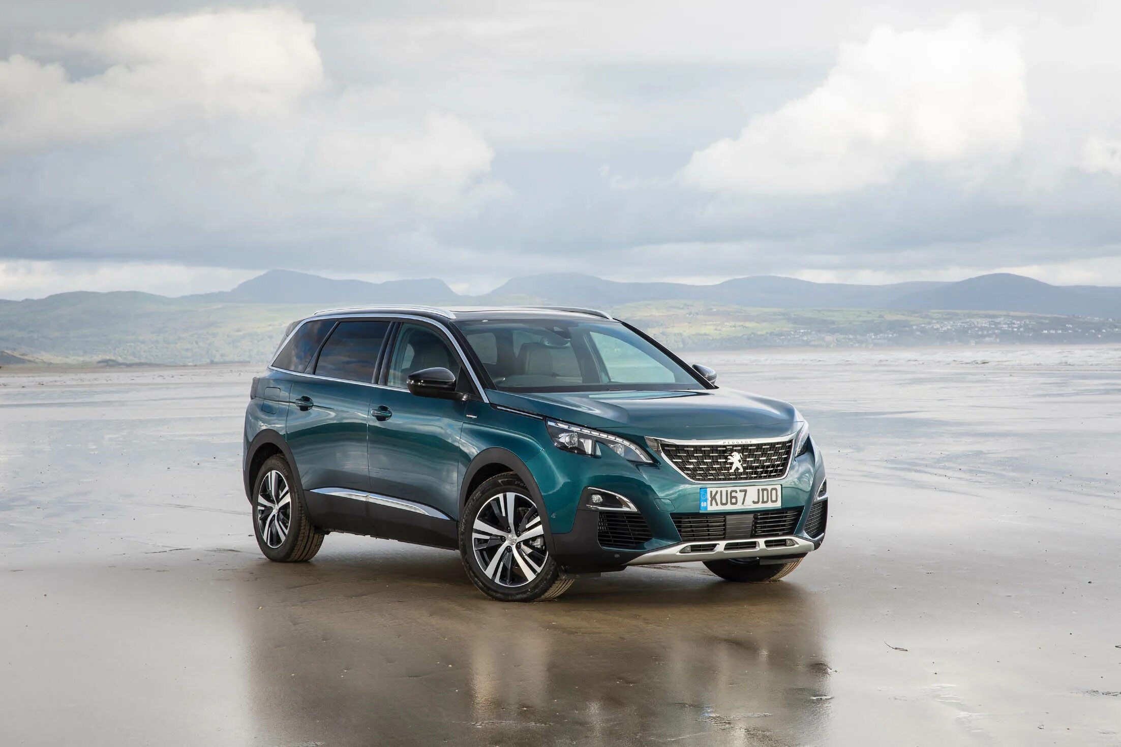 Peugeot 5008. Peugeot кроссовер 5008. Новый Peugeot 5008. Новый Пежо 5008. Пежо 5008 сине зеленый.