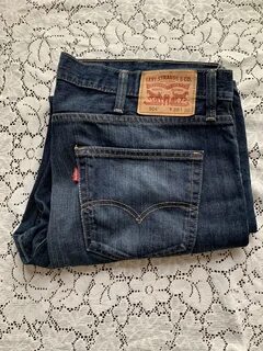 Levis 504