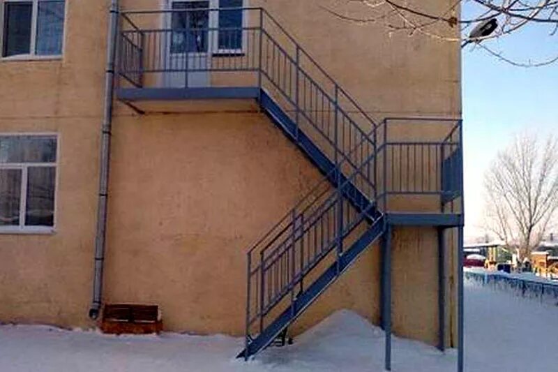 Наружный эвакуационный выход