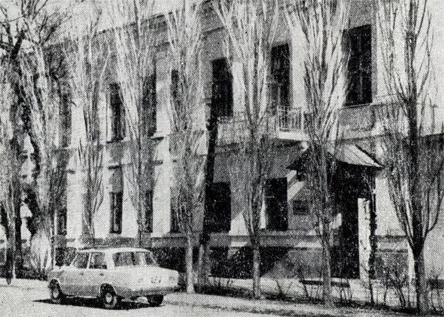 железнодорожная больница новочеркасск. как прошел день медика в 2023 году в новочеркасском медколледже. новочеркасск железнодорожная поликлиника. ржд поликлиника новочеркасск. пожар на железнодорожной улице новочеркасск.