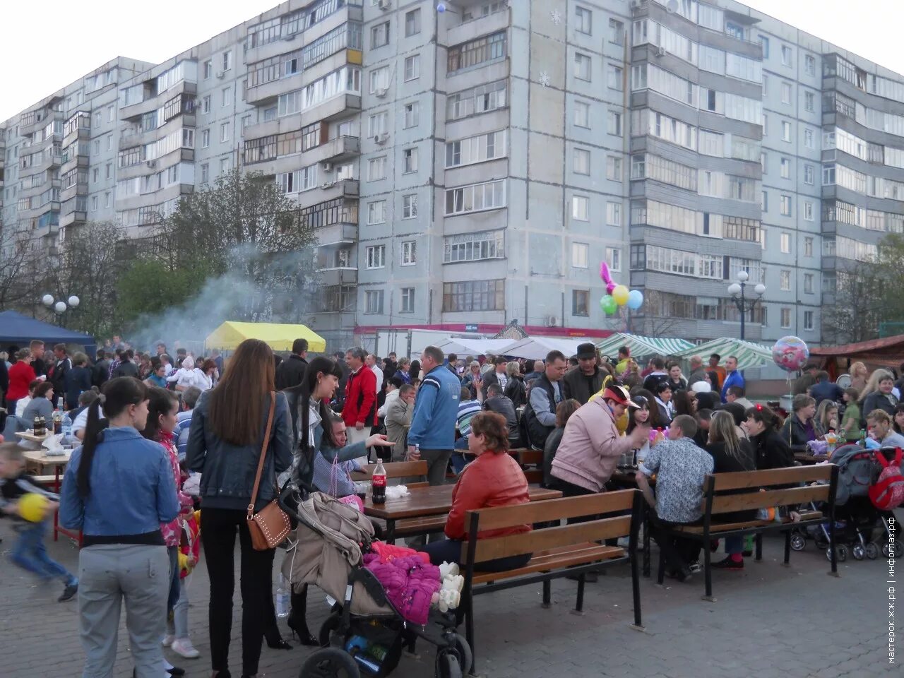 Шашлычная старый оскол. Климат старый Оскол. Старый Оскол взрыв. Рынок старый Оскол.