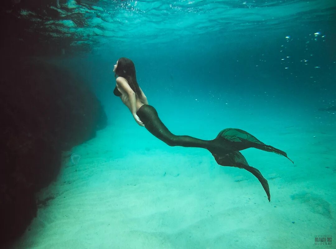 девушка под водой. русалка в воде. русалка. русалка. донато джанкола русалки.