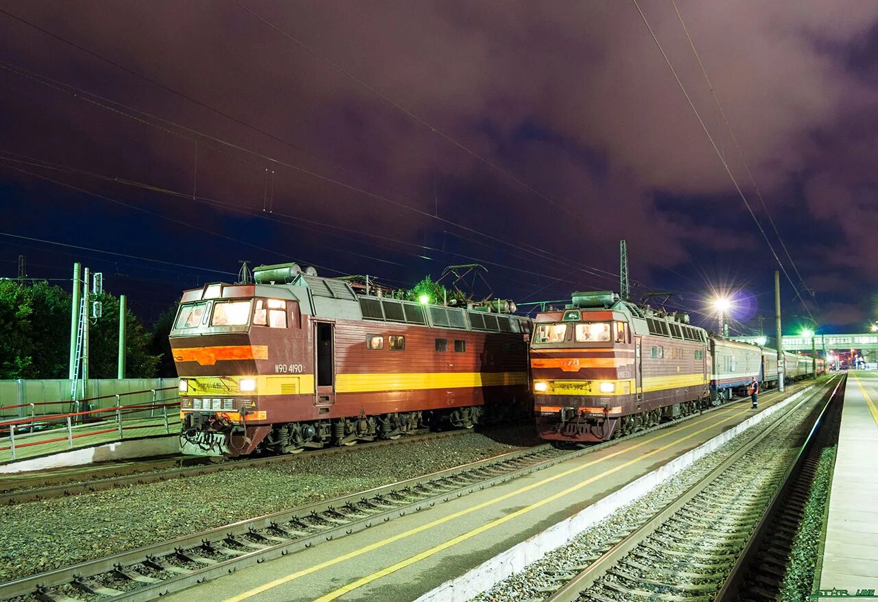 Локомотив чс4т. Электровоз чс4т РЖД. Чс4т завод. Электровозы москвы