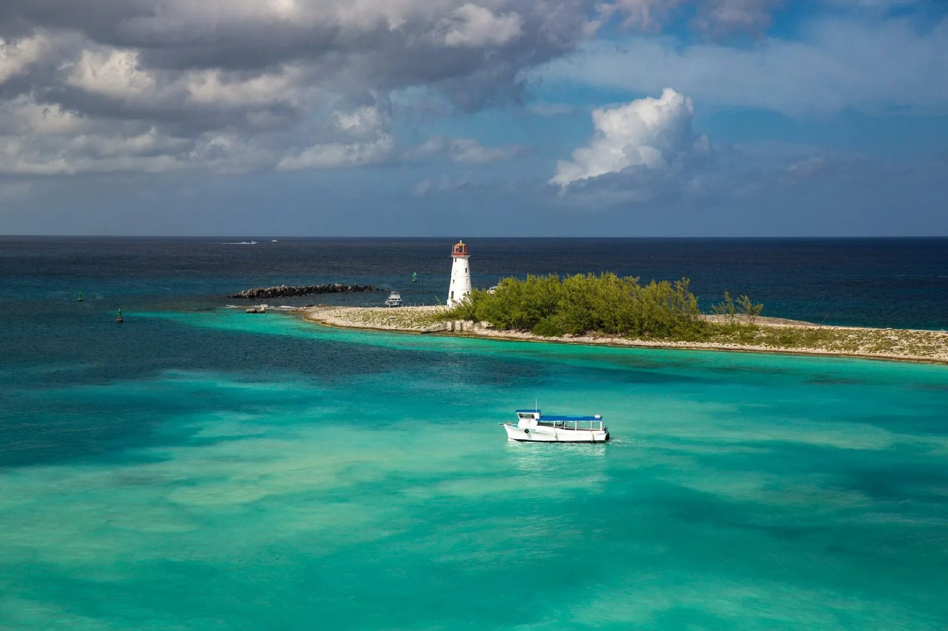 Bahamas islands. Лонг Айленд Багамские острова. Нассау (Багамские острова). Багамы Нассау. Атоллы Багамских островов:.