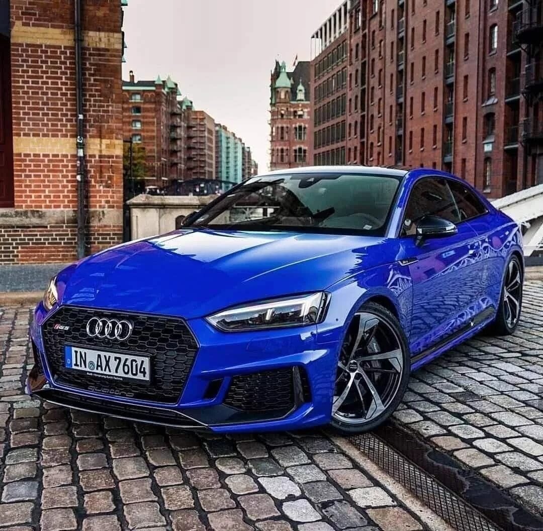 Цвет рс. Ауди rs5. Audi rs5 голубая. Ауди RS синяя. Audi rs5 Dark Blue.