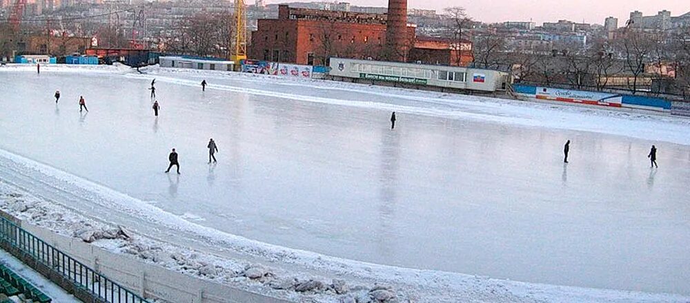 Каток авангард расписание. Каток Авангард шоссе Энтузиастов. Каток на стадионе Авангард Москва. Каток Авангард Мурманск. Авангард Арена Зеленодольск каток.