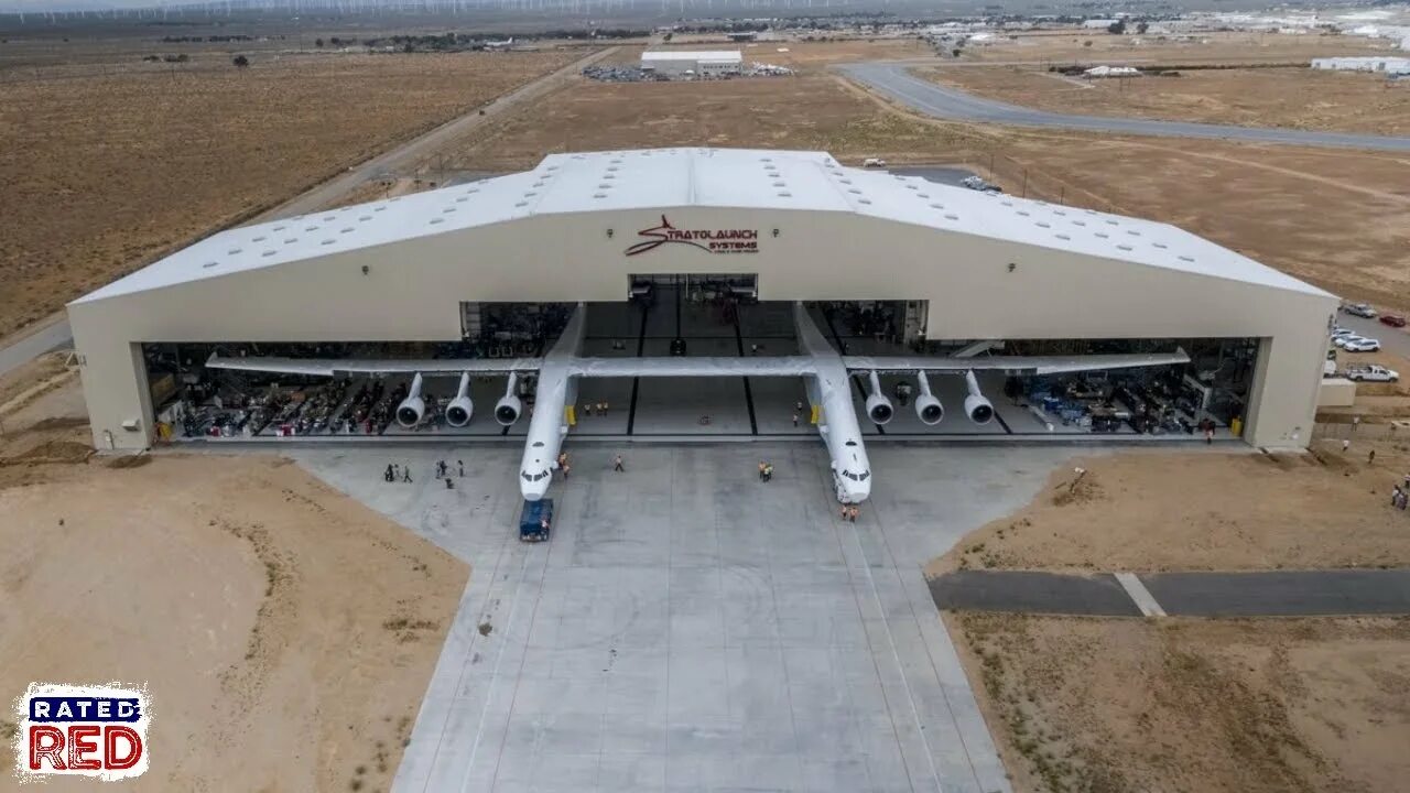 Space News: Stratolaunch performs engine test - YouTube