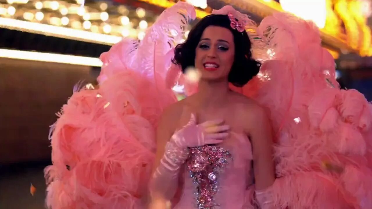 Waking up in vegas 2025. Katy perry waking up in vegas. katy perry last vegas. katy perry waking up in vegas муз тв. кэти перри клип in vegas.