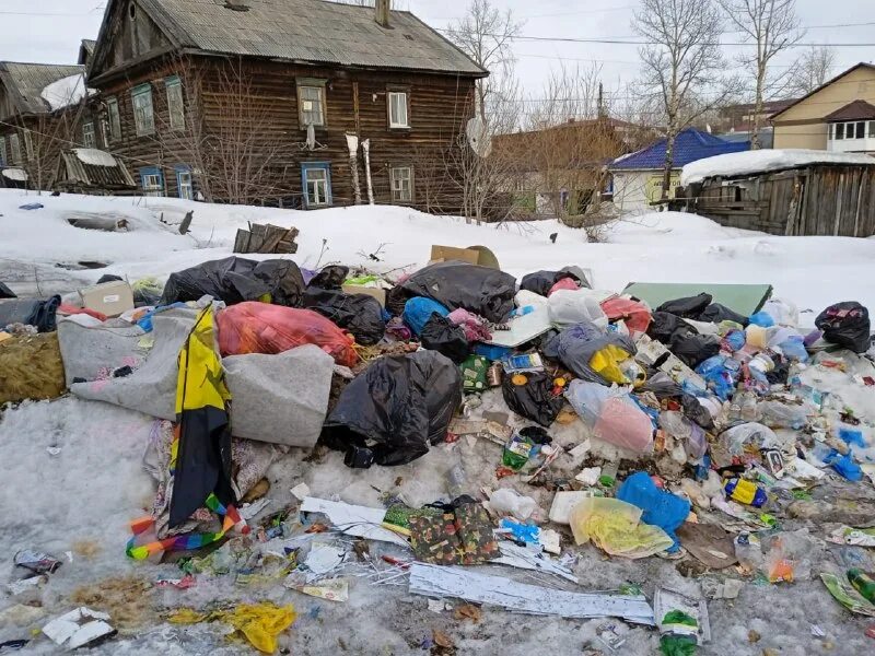 Убогие блюда советской кухни. Городская помойка. Бизнес на старых батарейках. Мусорный ящики плмойка. Помои это.