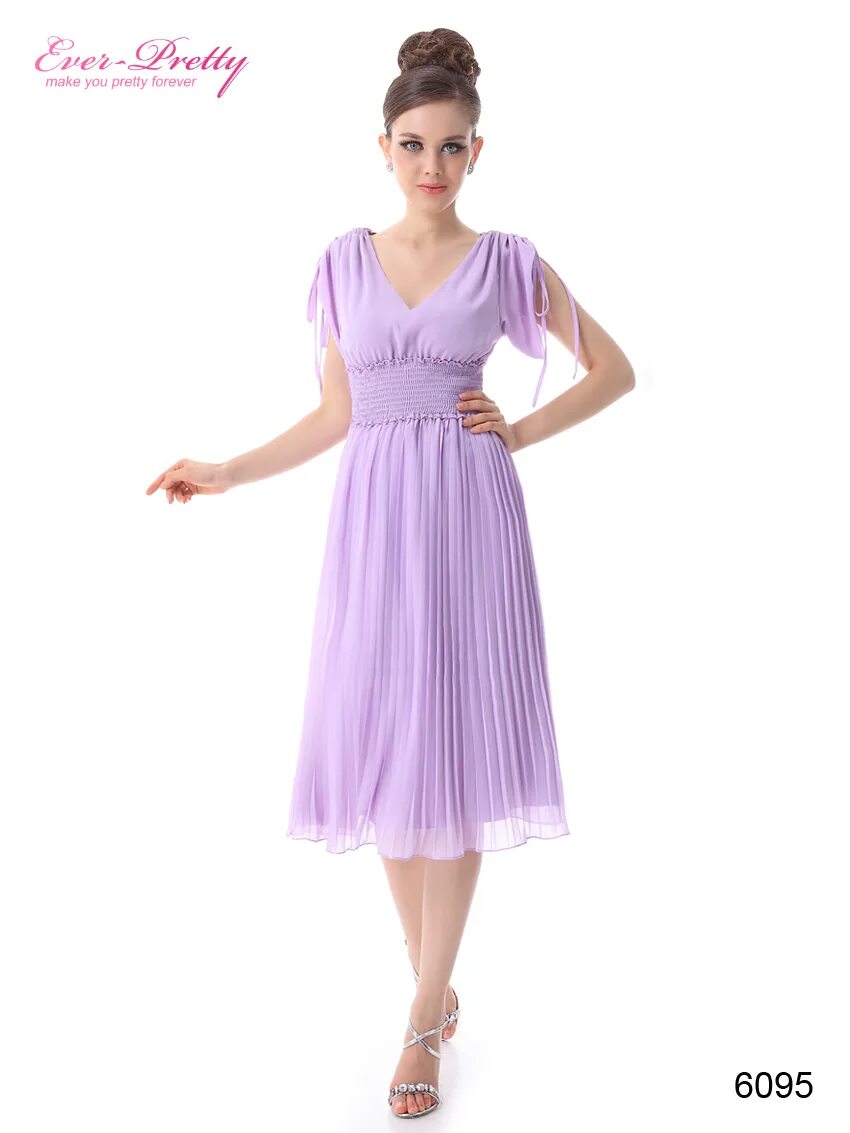 Валберис платье шифон. Плиссированные платья. Бледно-лиловое платье. Сиреневое шифоновое платье. Светло сиреневое платье.